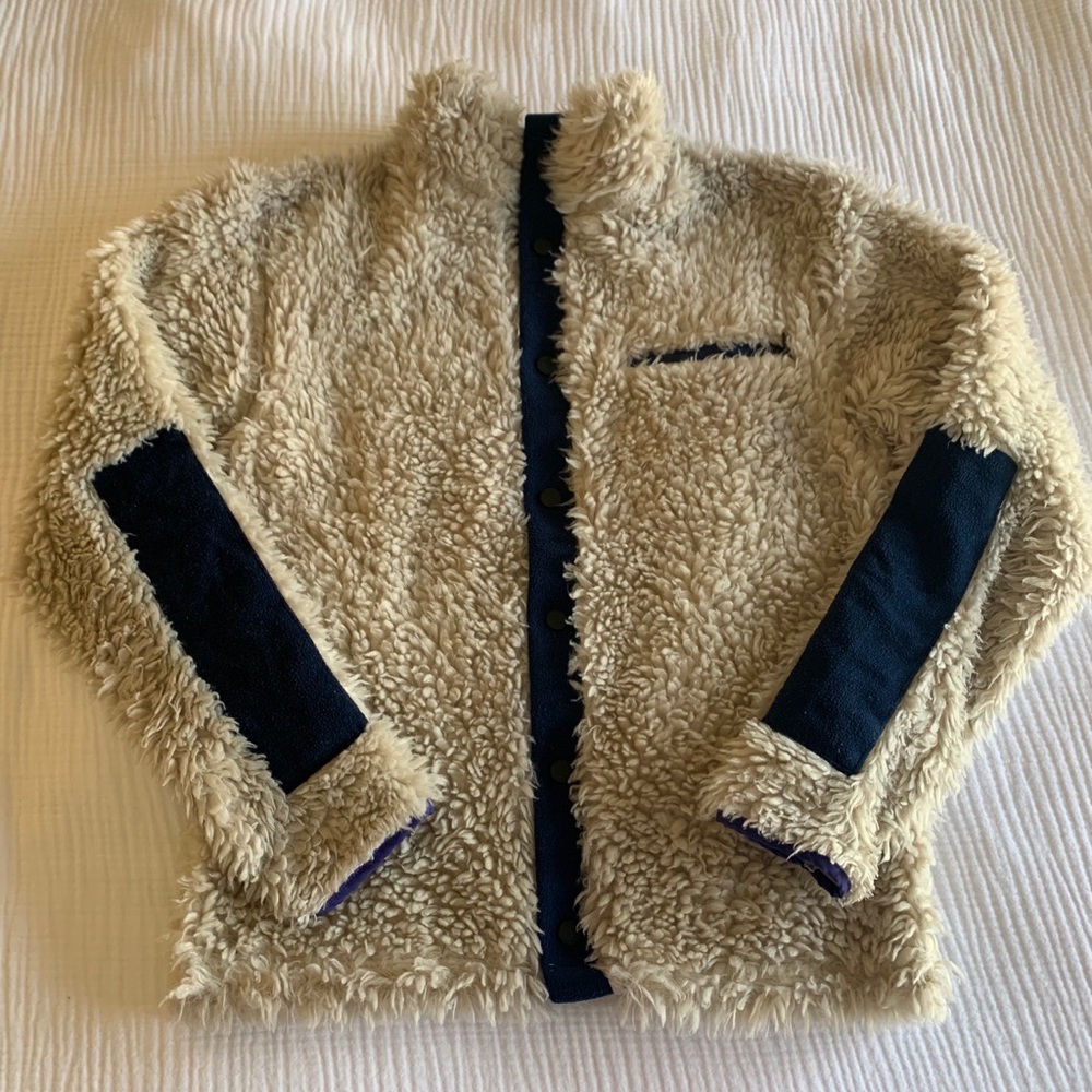 Barry’s Bootcamp Sherpa Jacket